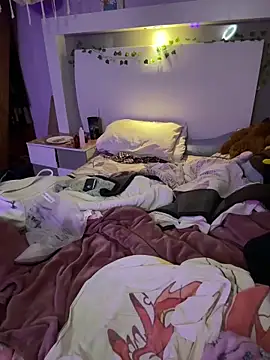 m0ondolly online show from 16, 4, 2026