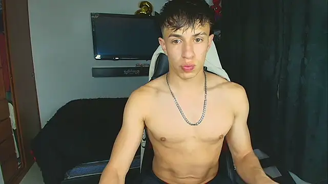 Snapshot of strong_jack chatting on 5, 6, 2026 strong jack online show from 5, 6, 2026