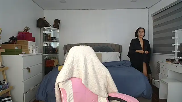 Snapshot of aya_saki chatting on 14, 11, 2025 aya saki online show from 14, 11, 2025