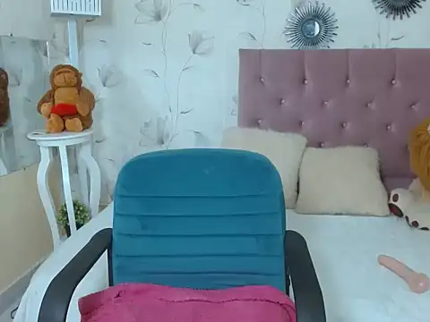 Snapshot of madisson_smalltits chatting on 28, 1, 2025 madisson smalltits online show from 28, 1, 2025