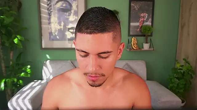 Snapshot of Aaronfox_x chatting on 21, 3, 2025 Aaronfox x online show from 21, 3, 2025