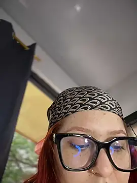 Goddess Naughty online show from 5, 1, 2026