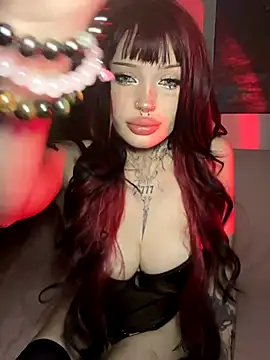 madelinexx online show from 28, 10, 2025