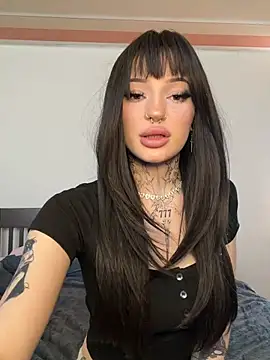 Snapshot of madelinexx chatting on 10, 4, 2026 madelinexx online show from 10, 4, 2026