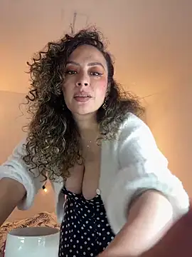 Snapshot of Elizabeth_Dupont chatting on 14, 10, 2025 Elizabeth Dupont online show from 14, 10, 2025