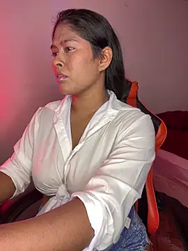 Snapshot of hurren_pasha chatting on 11, 3, 2026 hurren pasha online show from 11, 3, 2026