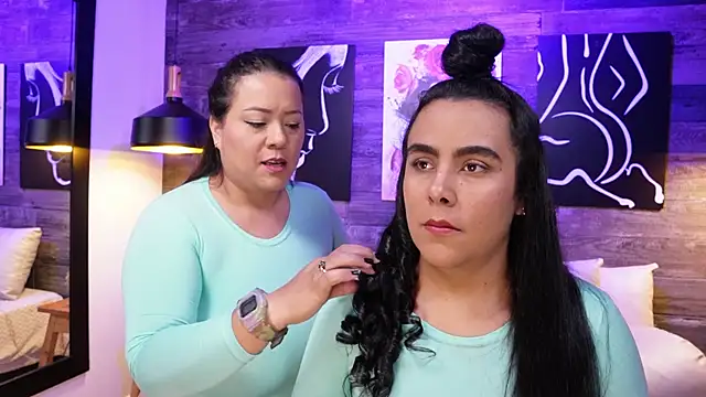 Snapshot of DanyAndAlexa chatting on 22, 10, 2025 DanyAndAlexa online show from 22, 10, 2025