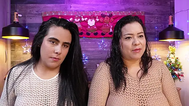 Snapshot of DanyAndAlexa chatting on 17, 12, 2025 DanyAndAlexa online show from 17, 12, 2025