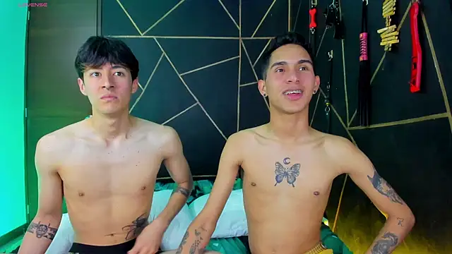 Snapshot of MillersKink chatting on 14, 12, 2024 MillersKink online show from 14, 12, 2024