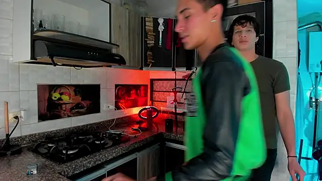 Snapshot of MillersKink chatting on 15, 11, 2025 MillersKink online show from 15, 11, 2025