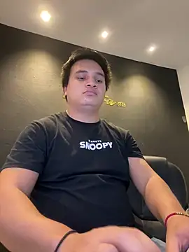 Snapshot of ahntony__69 chatting on 8, 2, 2026 ahntony 69 online show from 8, 2, 2026