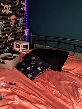 Snapshot of Alissabluesc chatting on 17, 12, 2025 Alissabluesc online show from 17, 12, 2025