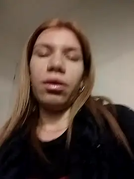 Snapshot of EvaRush chatting on 17, 11, 2025 EvaRush online show from 17, 11, 2025