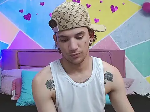 Snapshot of tylor_boy chatting on 20, 9, 2025 tylor boy online show from 20, 9, 2025