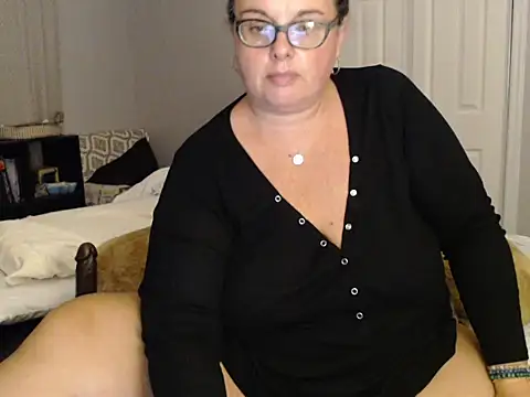 Snapshot of LauLauPAWG chatting on 15, 9, 2025 LauLauPAWG online show from 15, 9, 2025