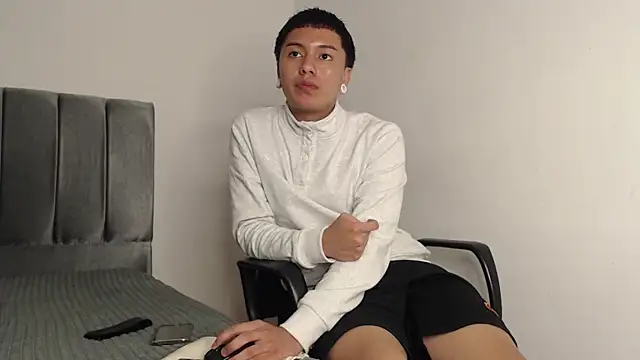 alex-lover online show from 31, 1, 2025