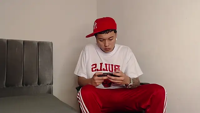 alex-lover online show from 15, 2, 2025