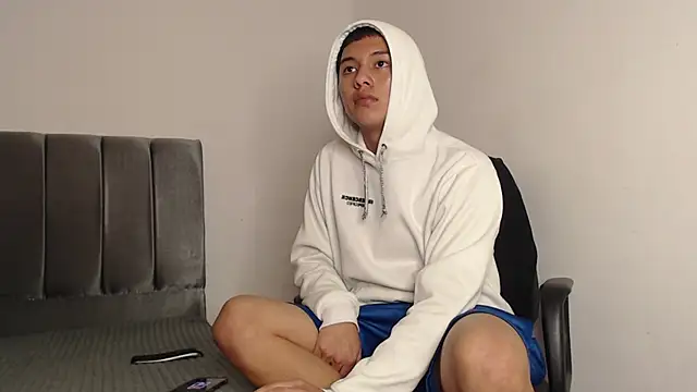 alex-lover online show from 19, 2, 2025