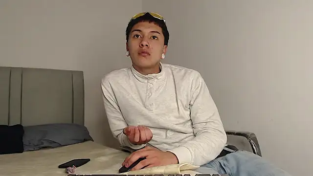 Snapshot of alex-lover chatting on 10, 1, 2026 alex-lover online show from 10, 1, 2026