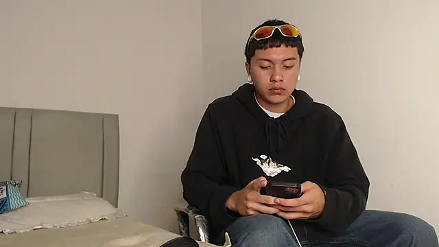 Snapshot of alex-lover chatting on 7, 2, 2026 alex-lover online show from 7, 2, 2026