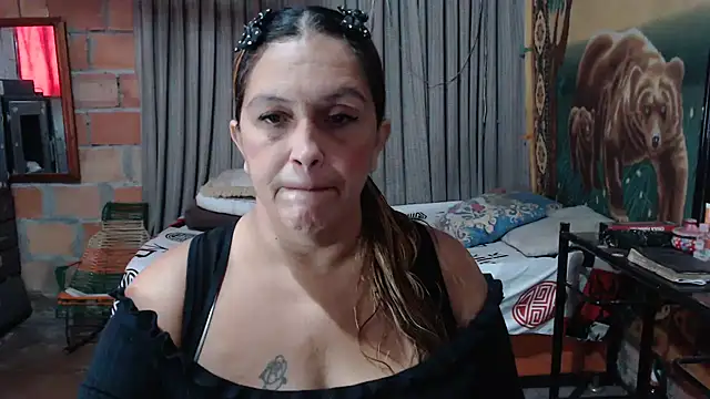 Snapshot of mom_son_dirty chatting on 29, 3, 2026 mom son dirty online show from 29, 3, 2026