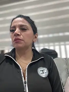 Snapshot of Milff_parkerrr chatting on 15, 1, 2025 Milff parkerrr online show from 15, 1, 2025