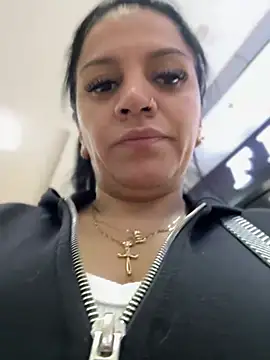 Snapshot of Milff_parkerrr chatting on 18, 1, 2025 Milff parkerrr online show from 18, 1, 2025