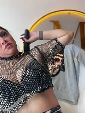 Snapshot of Milff_parkerrr chatting on 22, 1, 2025 Milff parkerrr online show from 22, 1, 2025