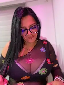 Snapshot of Milff_parkerrr chatting on 2, 10, 2025 Milff parkerrr online show from 2, 10, 2025