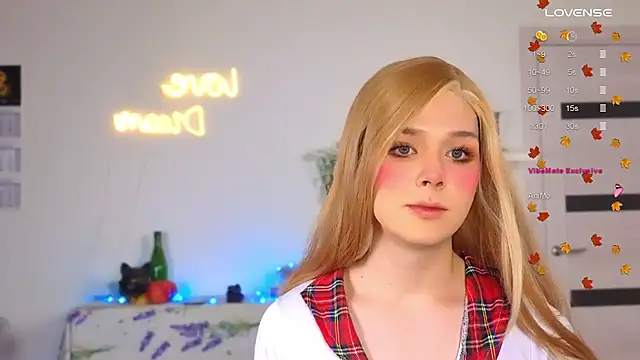 Snapshot of _yourFoxy_ chatting on 30, 10, 2025 yourFoxy online show from 30, 10, 2025