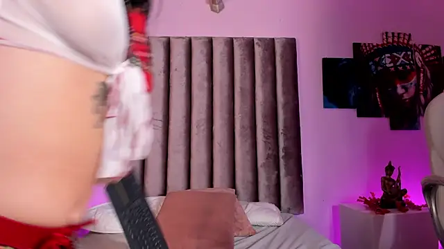 Isabella Flowers online show from 9, 4, 2026