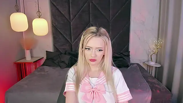 EmilyAir online show from 16, 12, 2025