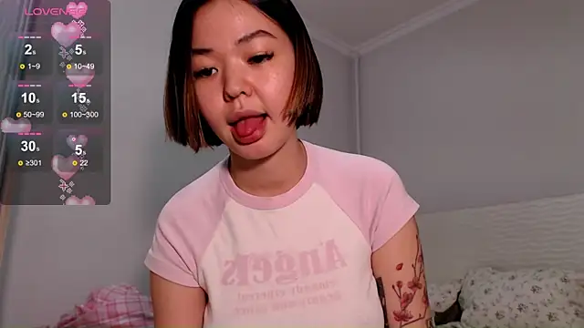 osaka nia online show from 9, 11, 2025