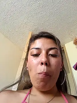 Sweel Leyva18 online show from 12, 12, 2024