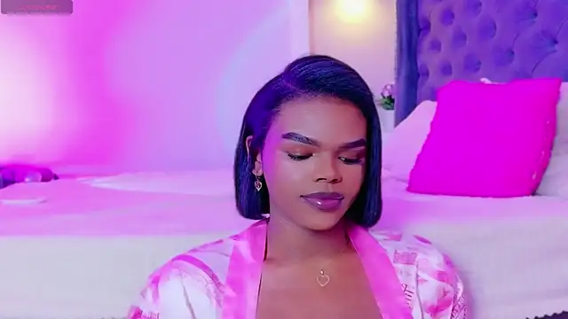 CamiEstrada online show from 24, 10, 2025