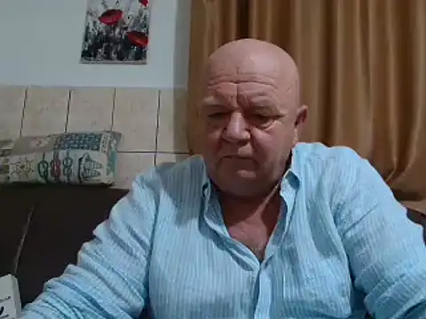 Snapshot of fullballs6 chatting on 15, 12, 2024 fullballs6 online show from 15, 12, 2024