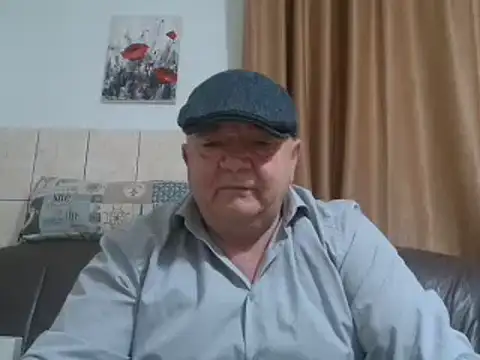 Snapshot of fullballs6 chatting on 23, 12, 2024 fullballs6 online show from 23, 12, 2024