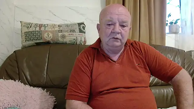 fullballs6 online show from 17, 4, 2026