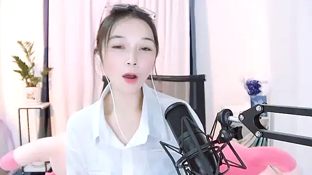 Snapshot of Amity-ox chatting on 17, 1, 2025 Amity-ox online show from 17, 1, 2025