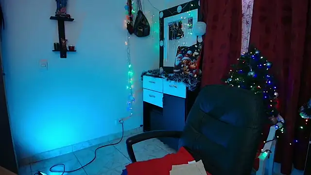 TinnaDawsom online show from 5, 12, 2024