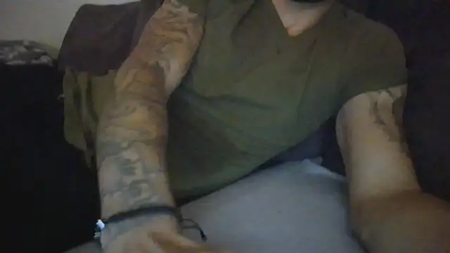 Snapshot of Kevoon991 chatting on 2, 11, 2025 Kevoon991 online show from 2, 11, 2025