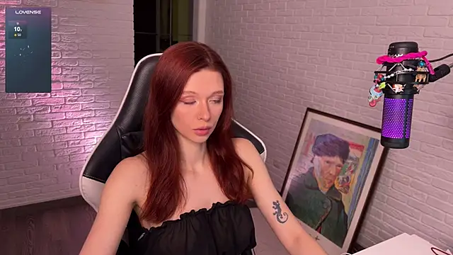 Snapshot of mirai_meeow chatting on 12, 12, 2024 mirai meeow online show from 12, 12, 2024