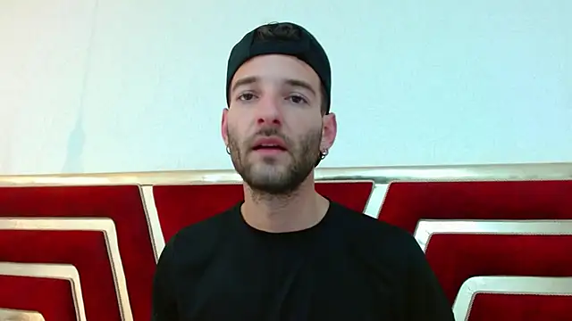 Christopher saint online show from 15, 5, 2026