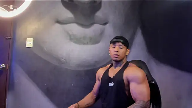 Snapshot of bradley_smith chatting on 19, 2, 2025 bradley smith online show from 19, 2, 2025