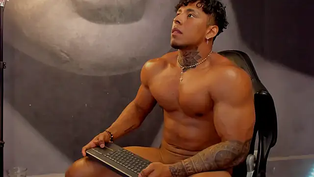 Snapshot of bradley_smith chatting on 9, 3, 2025 bradley smith online show from 9, 3, 2025