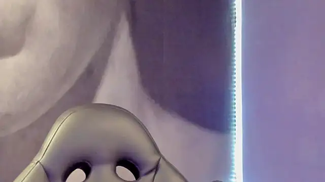 Snapshot of bradley_smith chatting on 13, 3, 2025 bradley smith online show from 13, 3, 2025