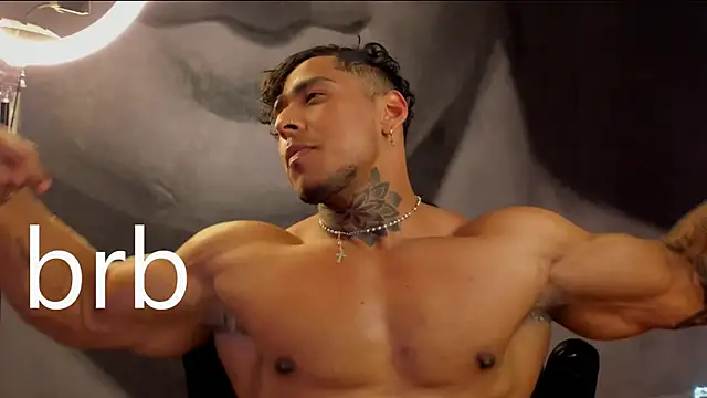 Snapshot of bradley_smith chatting on 14, 3, 2025 bradley smith online show from 14, 3, 2025