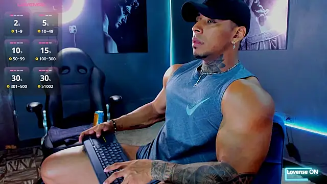 Snapshot of bradley_smith chatting on 18, 9, 2025 bradley smith online show from 18, 9, 2025