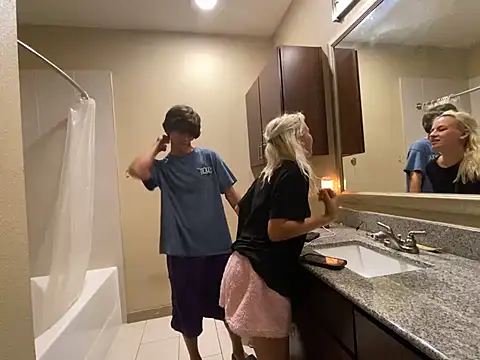 girlfriendmissy online show from 7, 2, 2025