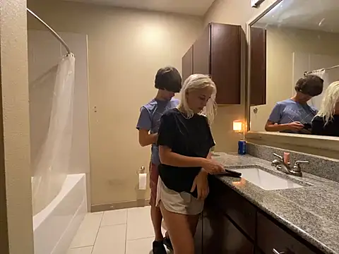 girlfriendmissy online show from 8, 3, 2025